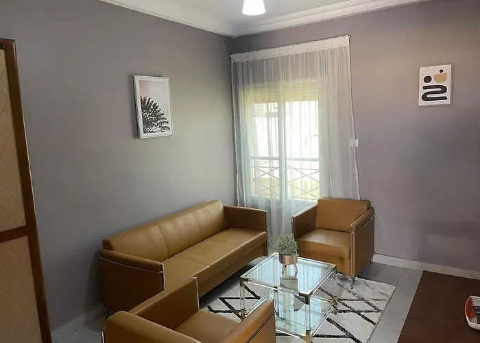 Grand Studio Meuble A Mermoz